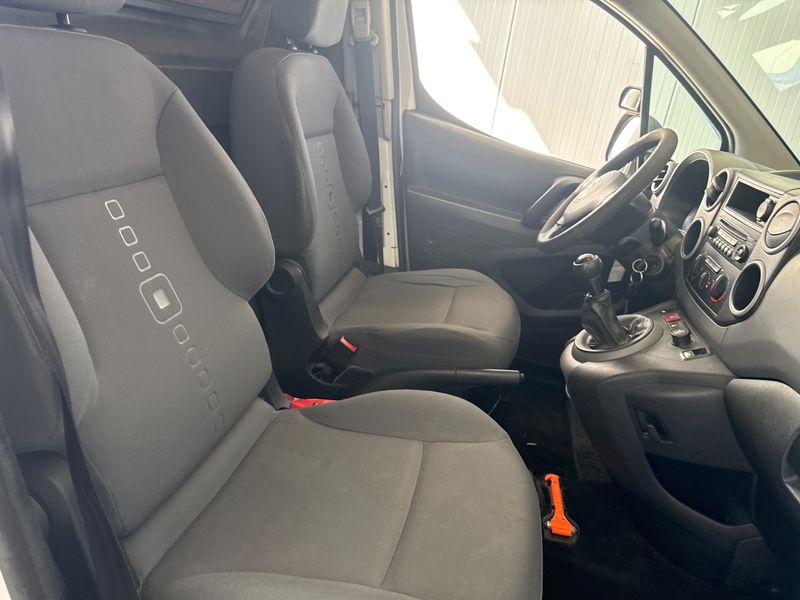 Citroen Berlingo 1.6 HDi Niveau A L1 2012 – снимка на щета