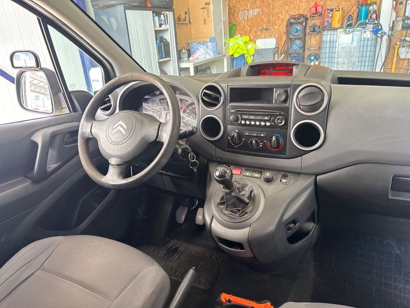 Citroen Berlingo 1.6 HDi Niveau A L1 2012 – снимка на щета