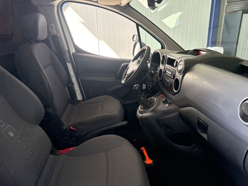Citroen Berlingo 1.6 HDi Niveau A L1 2012 – снимка 3