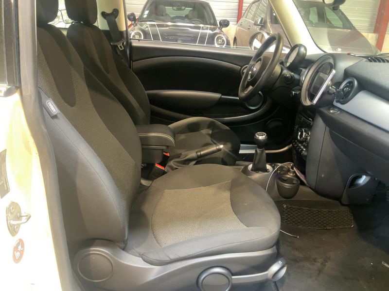 MINI Cooper D DOCKLANDS 2013 – снимка 16