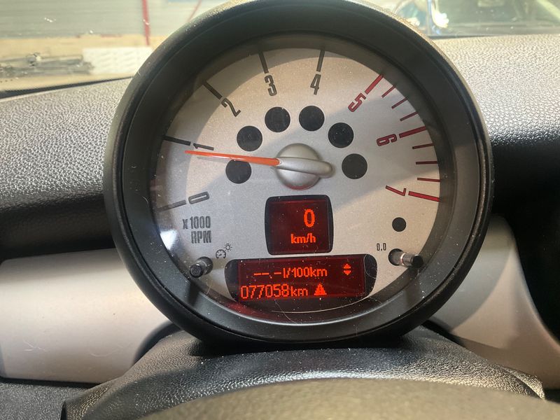 MINI Cooper D DOCKLANDS 2013 – снимка 18