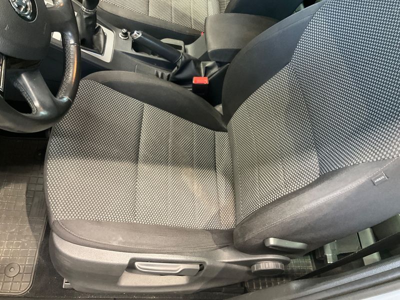 Skoda Octavia 2.0 TDI Ambition 2014 – снимка 34