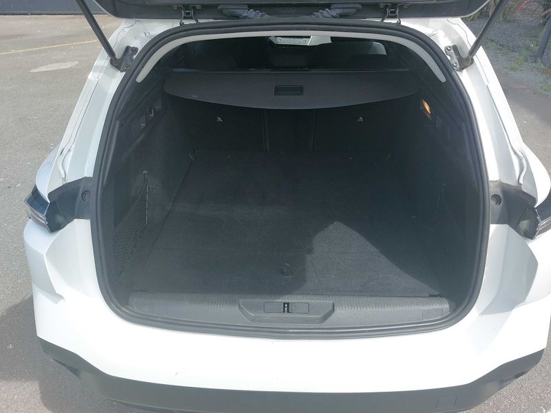 Peugeot 308 1.5 Blue-HDi Active Pack 2023 – снимка 9