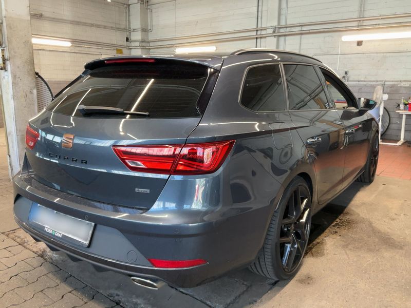 Seat Leon 2.0 TSI Cupra 300 4Drive 2019 – снимка 8