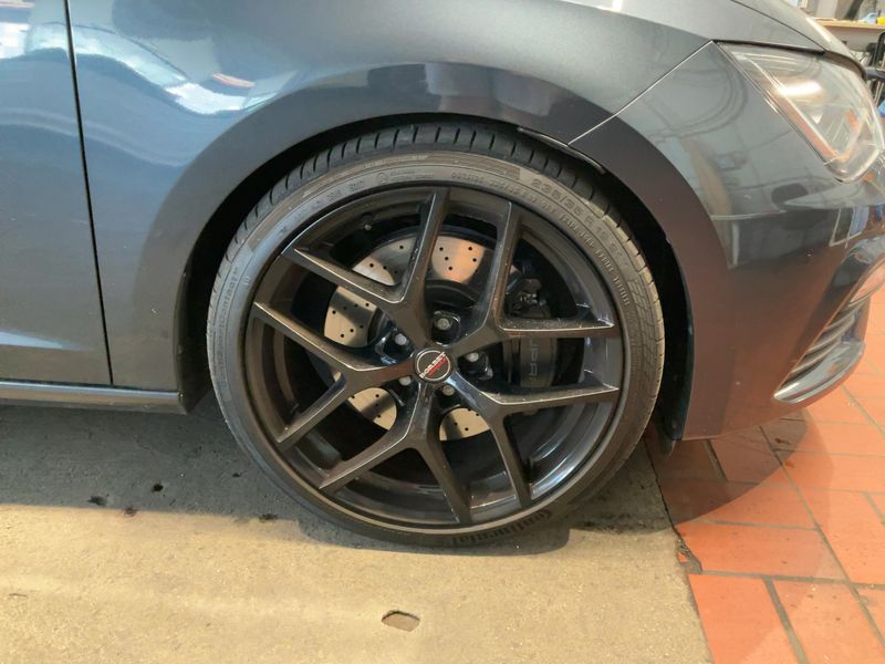 Seat Leon 2.0 TSI Cupra 300 4Drive 2019 – снимка 11