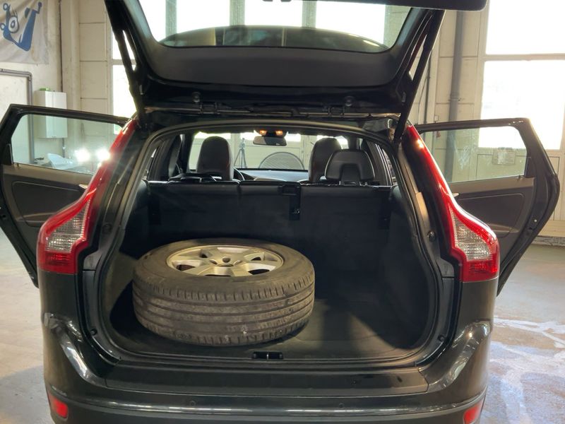 Volvo XC60 2.0 D4 Kinetic 2WD 2013 – снимка 16