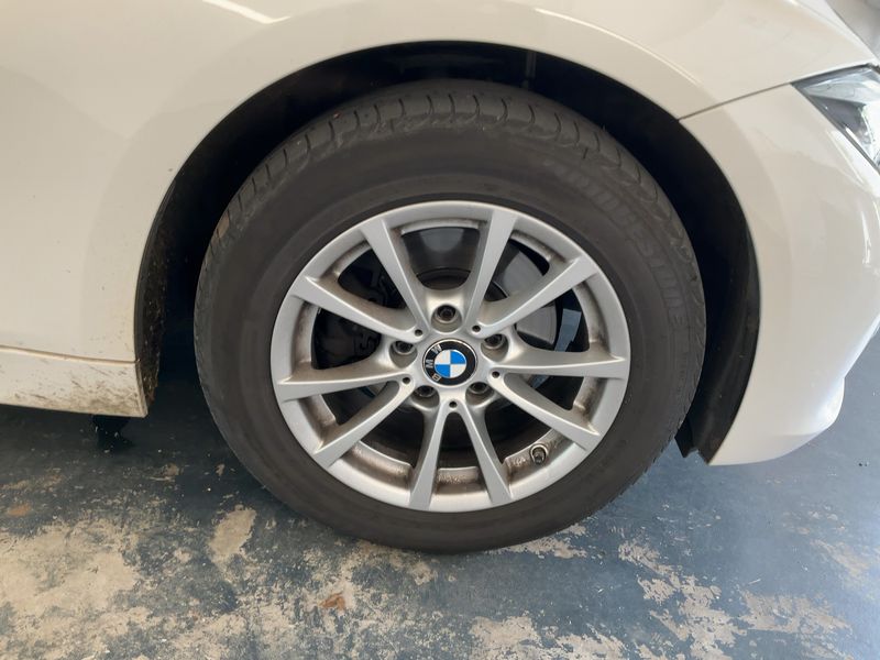 BMW 3er 318d Advantage 2017 – снимка 11