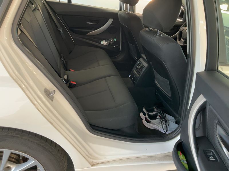 BMW 3er 318d Advantage 2017 – снимка 20