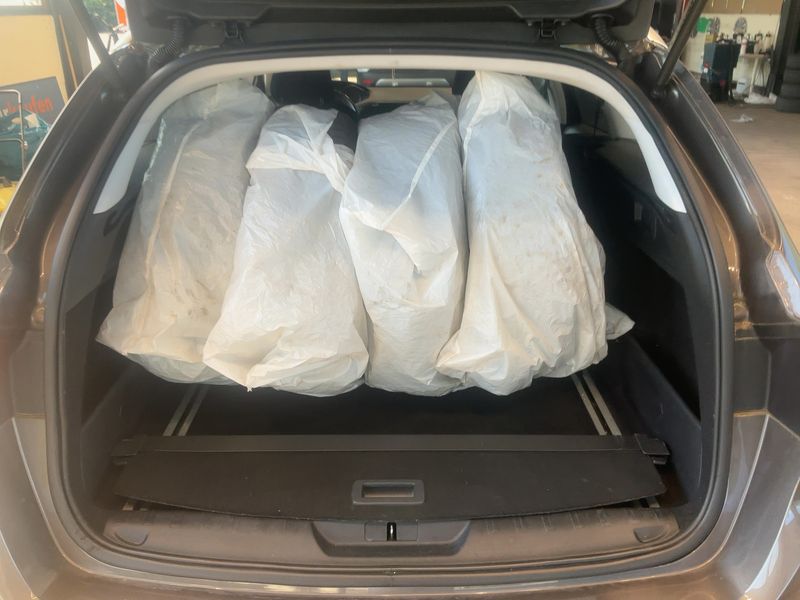Peugeot 308 2.0 Blue-HDi Allure 2014 – снимка 16