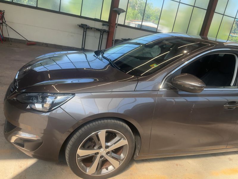 Peugeot 308 2.0 Blue-HDi Allure 2014 – снимка 2