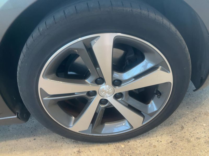 Peugeot 308 2.0 Blue-HDi Allure 2014 – снимка 11