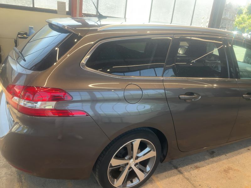 Peugeot 308 2.0 Blue-HDi Allure 2014 – снимка 8