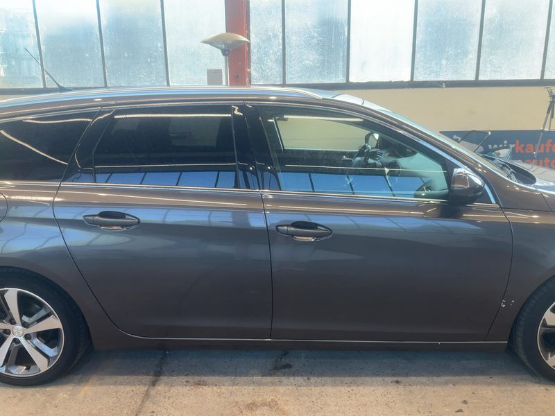 Peugeot 308 2.0 Blue-HDi Allure 2014 – снимка 10