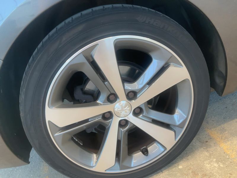Peugeot 308 2.0 Blue-HDi Allure 2014 – снимка 9