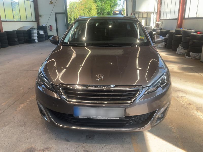 Peugeot 308 2.0 Blue-HDi Allure 2014 – снимка 14