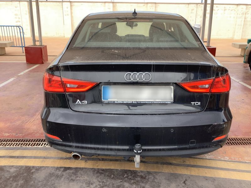 Audi A3 Limousine 1.6 TDI Ambiente 2015 – снимка 7