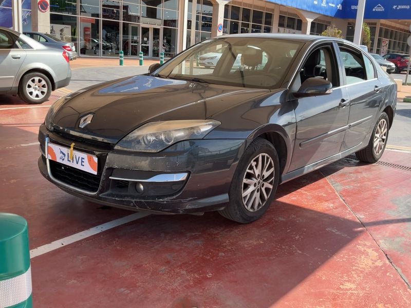 Renault Laguna 2.0 dCi Dynamique R-Link 2015 – снимка 1