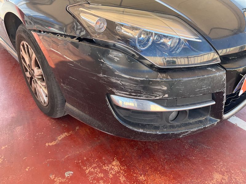 Renault Laguna 2.0 dCi Dynamique R-Link 2015 – снимка 30