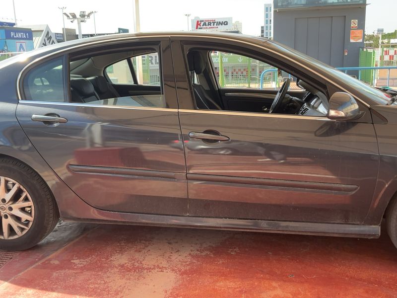 Renault Laguna 2.0 dCi Dynamique R-Link 2015 – снимка 10