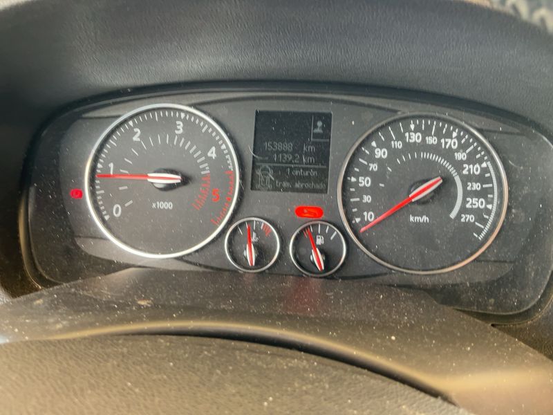 Renault Laguna 2.0 dCi Dynamique R-Link 2015 – снимка 18