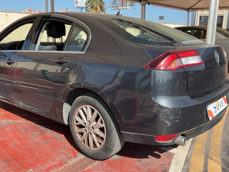 Renault Laguna 2.0 dCi Dynamique R-Link 2015 – снимка 6