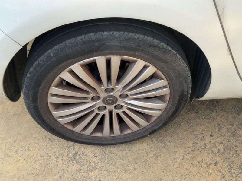Opel Astra 1.6 CDTI DPF Selective 2014 – снимка 9