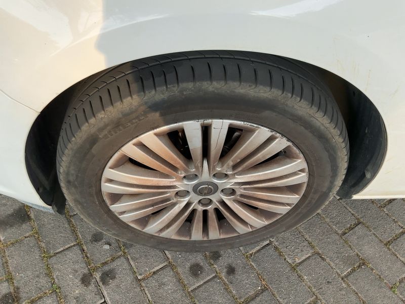 Opel Astra 1.6 CDTI DPF Selective 2014 – снимка 3