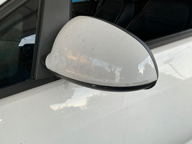 Opel Astra 1.6 CDTI DPF Selective 2014 – снимка 30