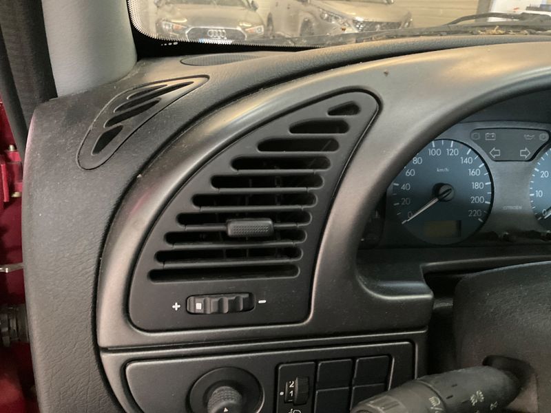 Citroen Xsara 1.4 2000 – снимка 36
