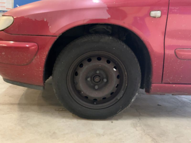 Citroen Xsara 1.4 2000 – снимка 3