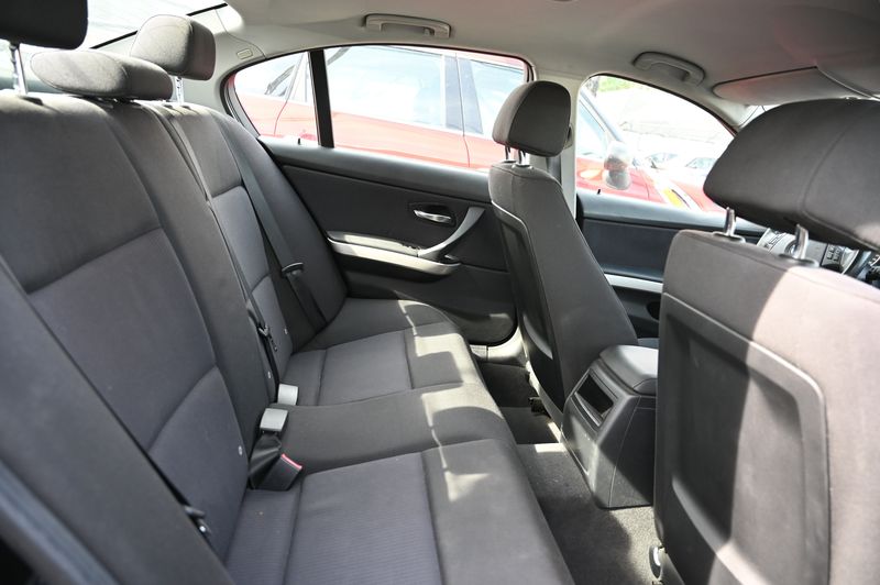 BMW 3er 318d 2011 – снимка 13