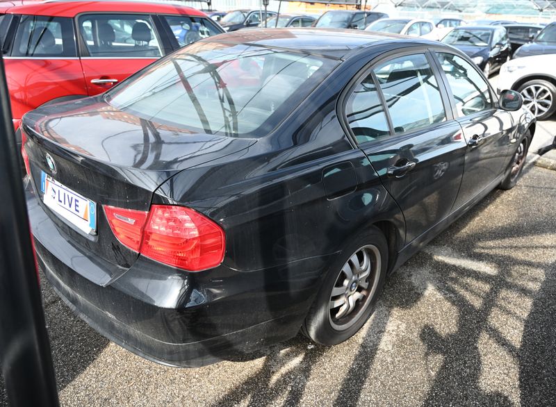 BMW 3er 318d 2011 – снимка 5