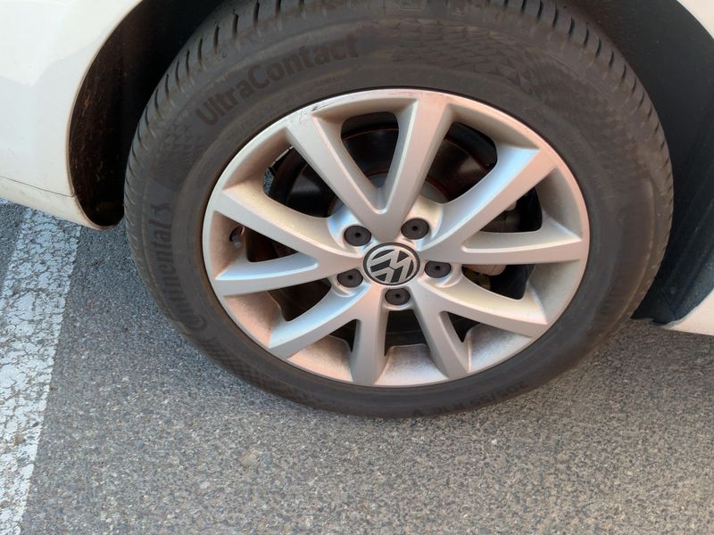Volkswagen Golf VI 1.6 TDI Sport 2011 – снимка 9