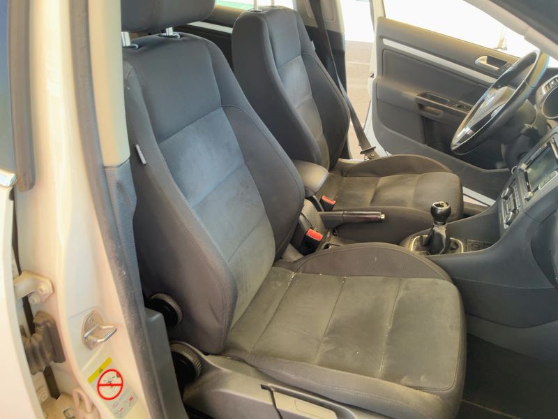 Volkswagen Golf VI 1.6 TDI Sport 2011 – снимка 16