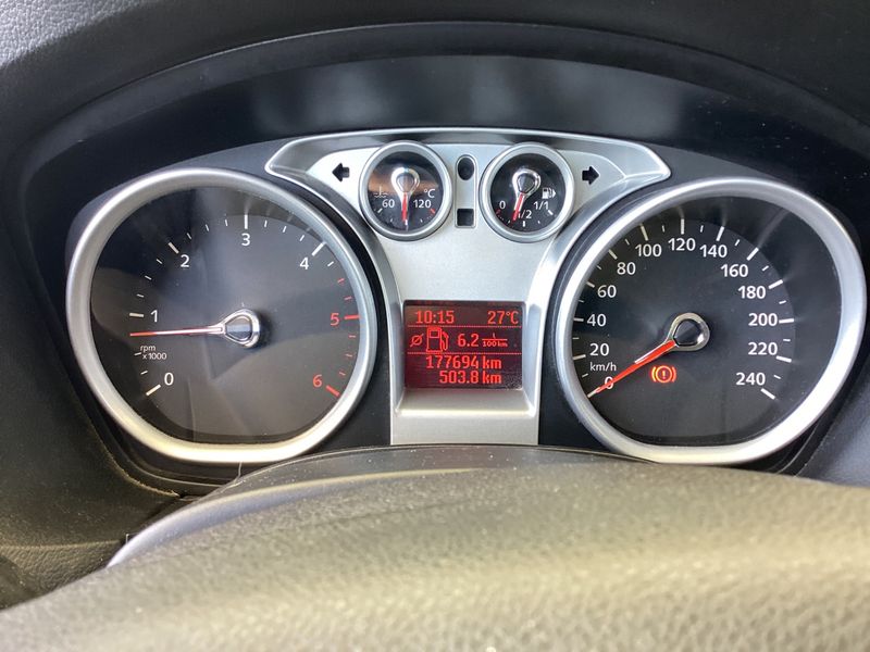 Ford Focus 1.6 TDCi Trend 2008 – снимка 4