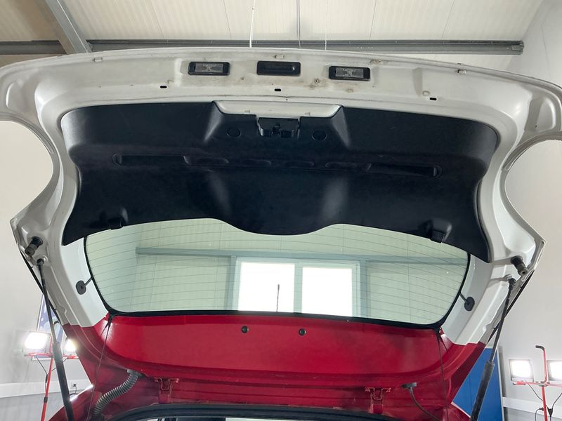 Citroen C3 1.2 PureTech Feel 2017 – снимка 27