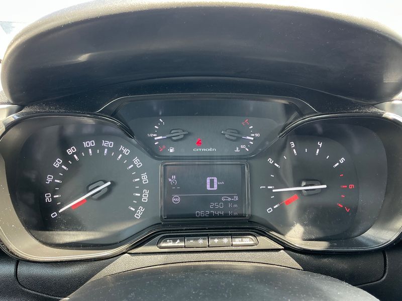 Citroen C3 1.2 PureTech Feel 2017 – снимка 19