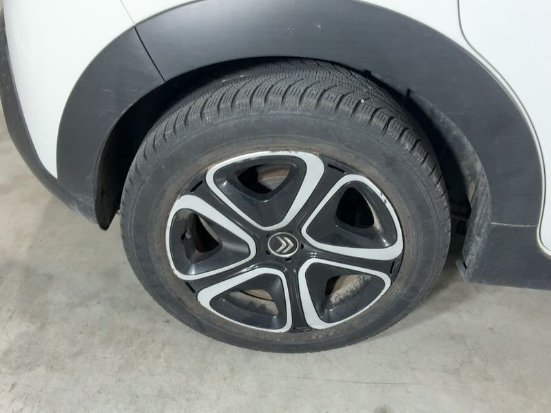 Citroen C3 1.2 PureTech Feel 2017 – снимка 9