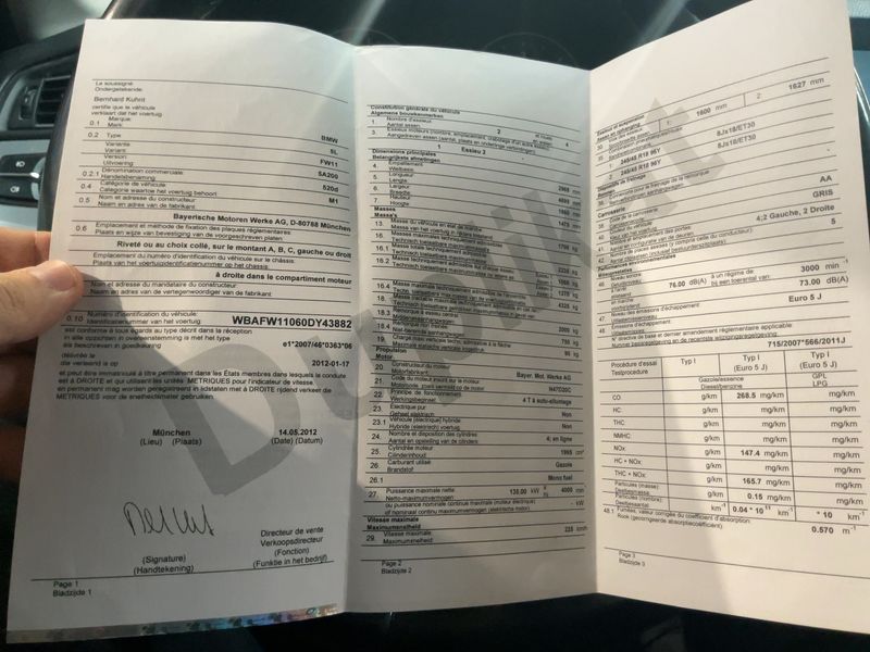 BMW 5er 520d 2012 – снимка 16