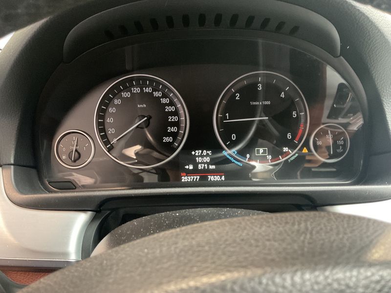 BMW 5er 520d 2012 – снимка 18