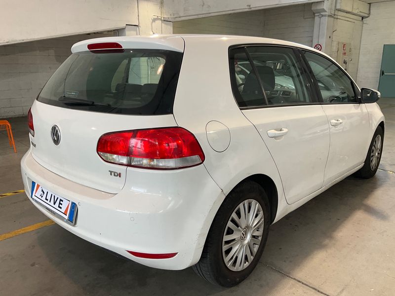 Volkswagen Golf VI 1.6 TDI Trendline 2012 – снимка 2