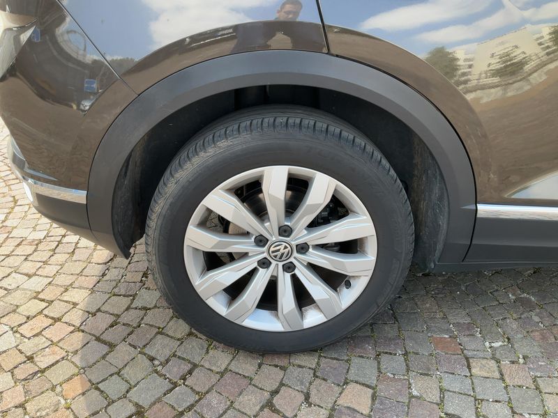 Volkswagen T-Roc 2.0 TSI Sport 4Motion 2018 – снимка 9