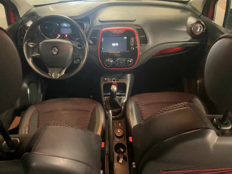 Renault Captur 1.5 dCi Energy Helly Hansen 2014 – снимка 17