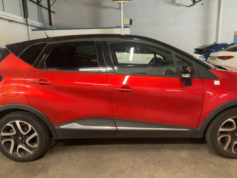 Renault Captur 1.5 dCi Energy Helly Hansen 2014 – снимка 10