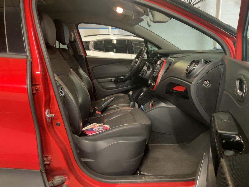 Renault Captur 1.5 dCi Energy Helly Hansen 2014 – снимка 16