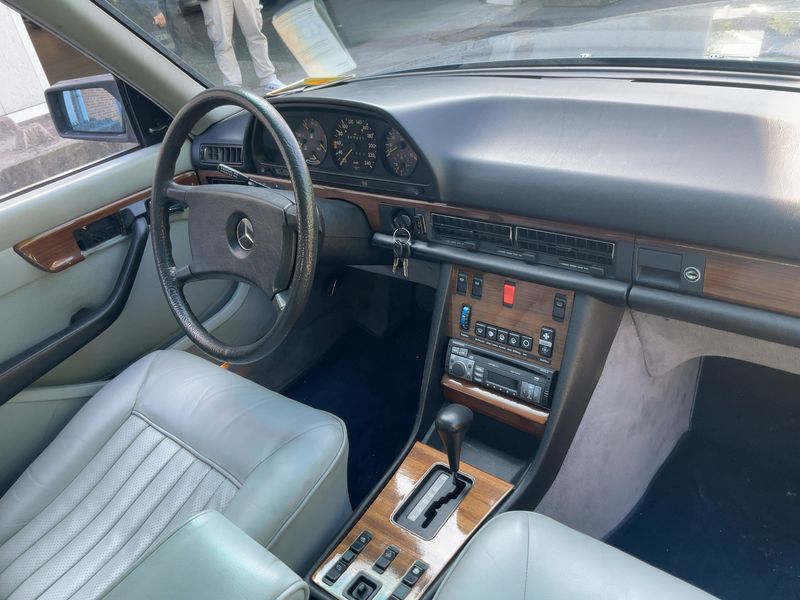 Mercedes-Benz S-Klasse SE 280 1983 – снимка 17