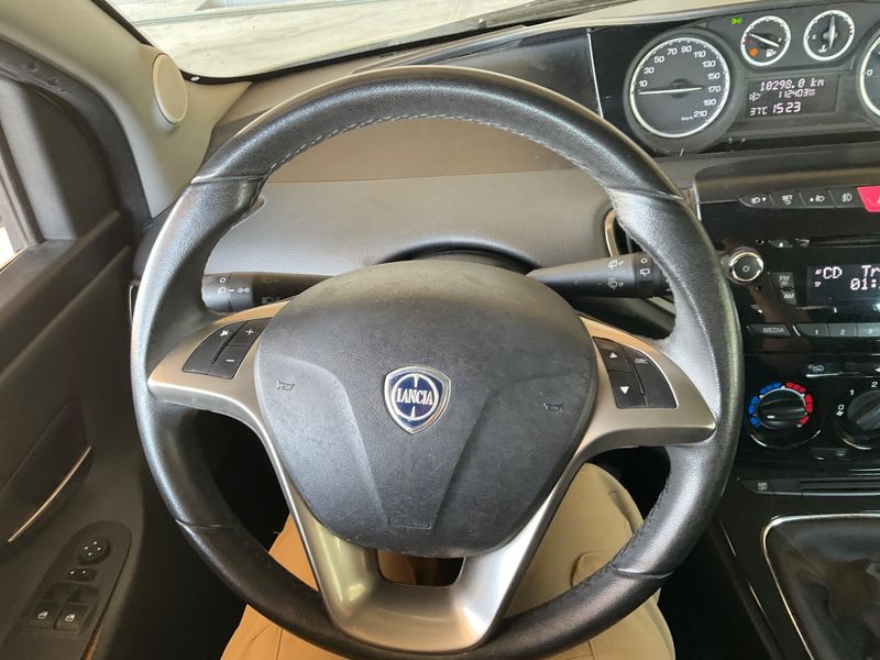 Lancia Ypsilon 1.3 JTD Gold 2014 – снимка 23