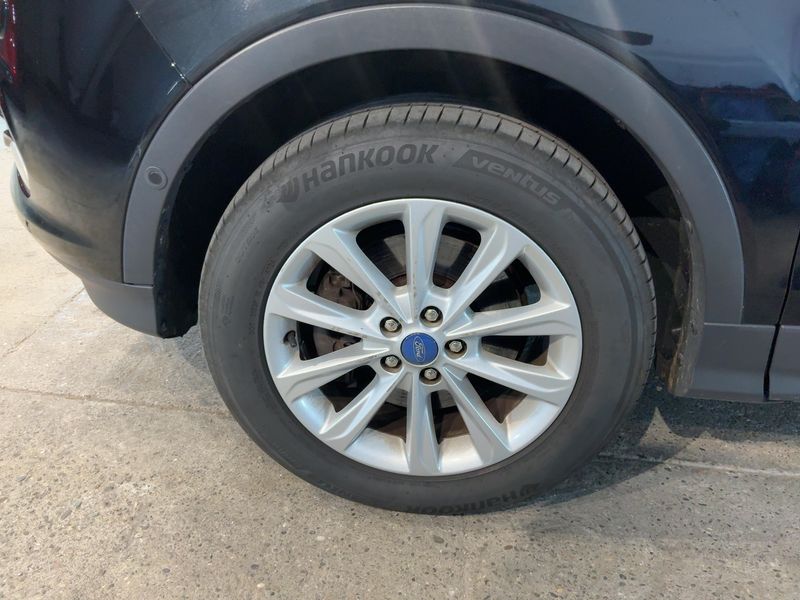 Ford Kuga 2.0 TDCi Titanium 2015 – снимка 3