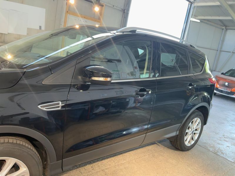 Ford Kuga 2.0 TDCi Titanium 2015 – снимка 4