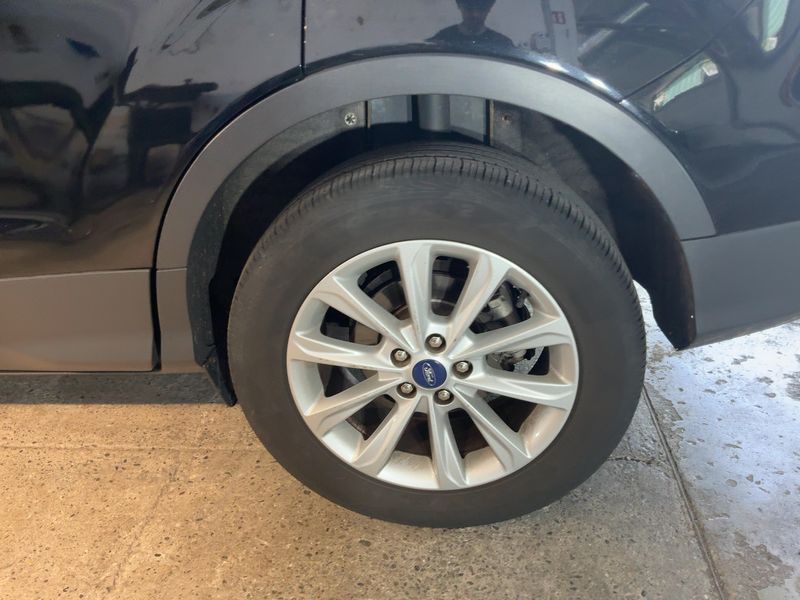 Ford Kuga 2.0 TDCi Titanium 2015 – снимка 5